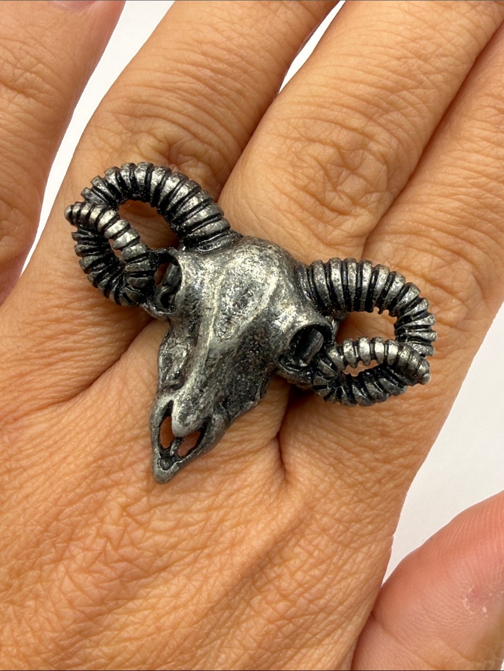 Vintage Silver Tone Gray Ram Head Horns Adjustable Statement Ring